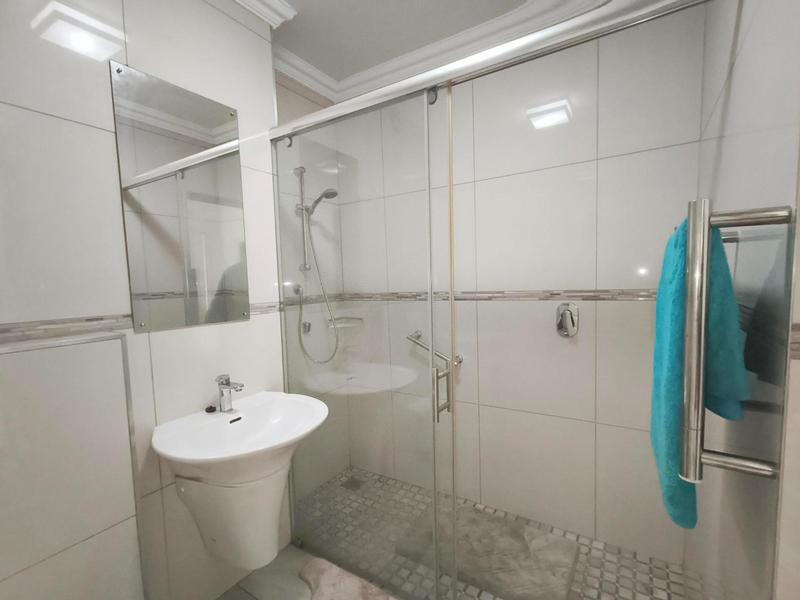 2 Bedroom Property for Sale in Sonkring Western Cape
